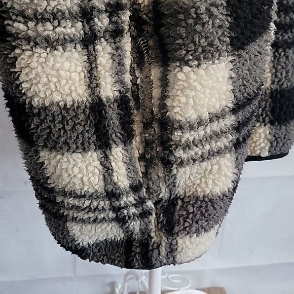 Home Free Plaid Fleece Pullover in Black and Cream Women's Size 2X - Picture 6 of 10